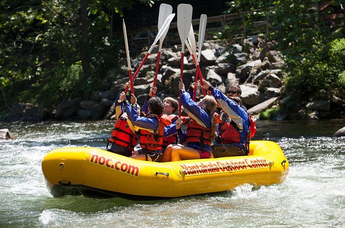 3-Hour Nantahala River Fully Guided Rafting Experience - The guides are a big part of the experience
