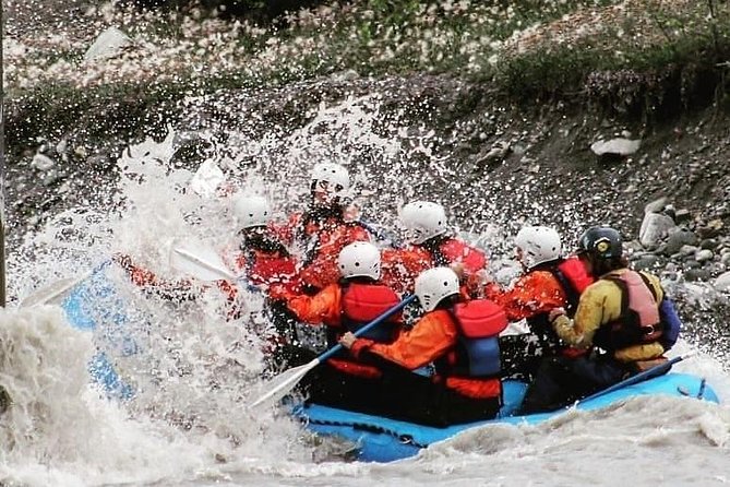 4 Hr Kennicott Glacial Lake & River Raft - Kennicott Glacier Lake: a young body of water made by retreating ice