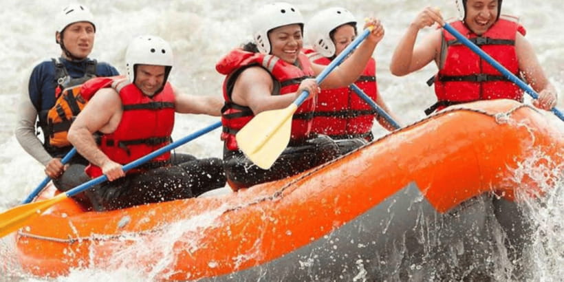 Adventure and Lunch: All-Inclusive Whitewater Rafting - The 5.5-kilometer run through Class 2 and 3 rapids