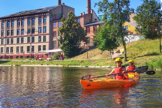 Akerselva River Kayak/Packraft Tour: Urban Adventure in Oslo - Clothing, phones, and the amount of water involved