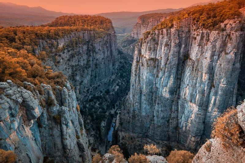 Alanya Cabrio Safari with Tazi Canyon, Rafting and Lunch - The open-top cabrio ride through the Taurus Mountains