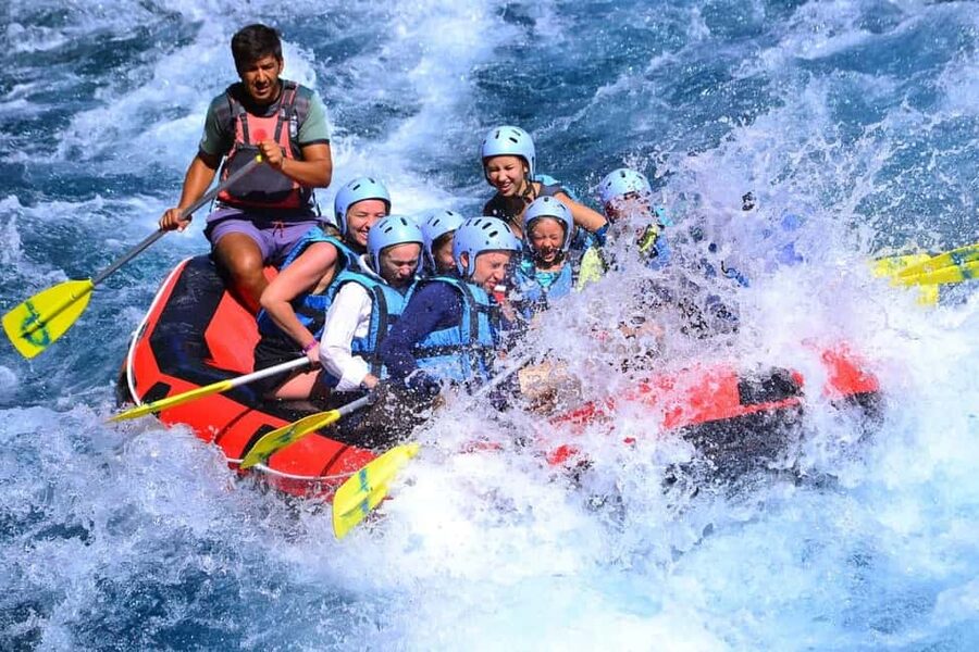 Antalya/Alanya/Side: Köprülü Canyon Rafting & Lunch - The 14 km rafting run