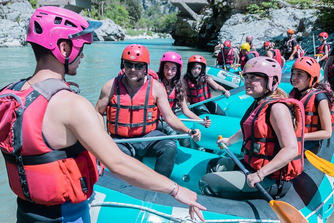 Arachthos white water river Rafting: Plaka's Bridge- Tzari - Returning to the Plaka Bridge base