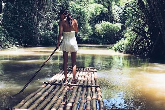 Authentic Jamaican Bamboo Rafting Tour from Falmouth - What the guide adds to the ride