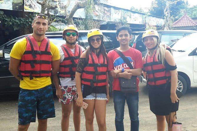 Ayung River Rafting Adventure with Lunch - Free Transfer - Walking through the rice terraces before the river