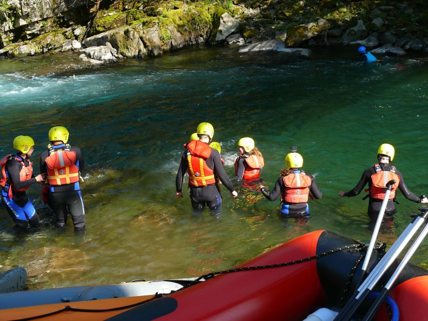 Bagni di Lucca: Rafting Tour on The Lima Creek - The swim and 5-meter jump