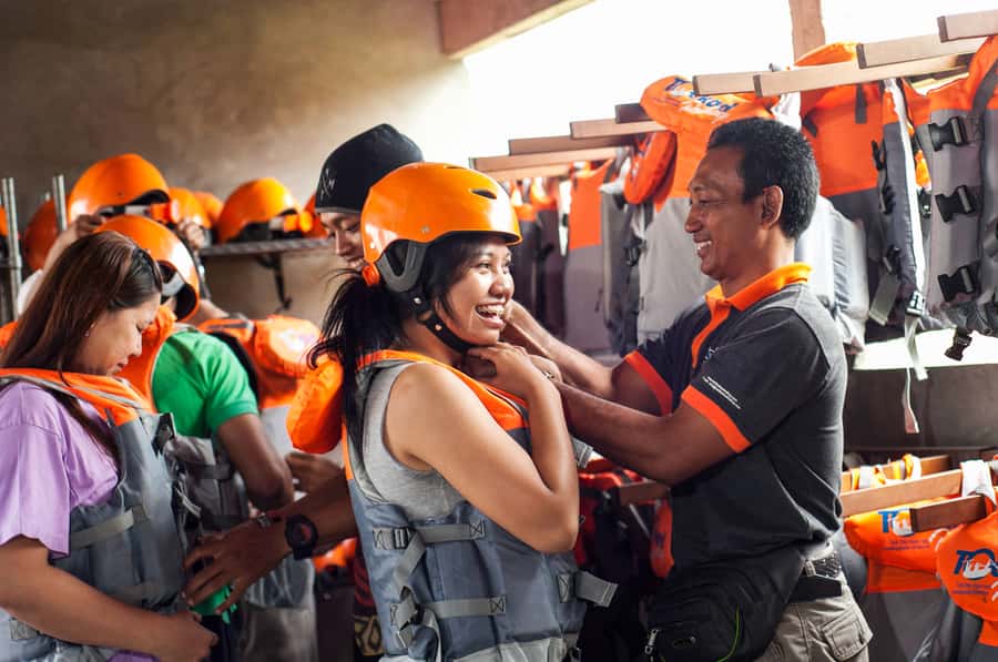 Bali: Ayung River Guided Rafting Adventure with Lunch - Who should book this rafting trip?