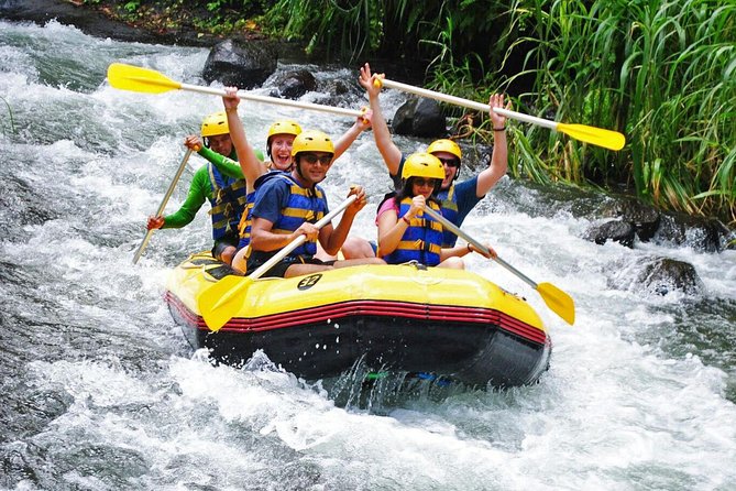 Bali Rafting Ubud with Lunch - Guides and the human side of the trip