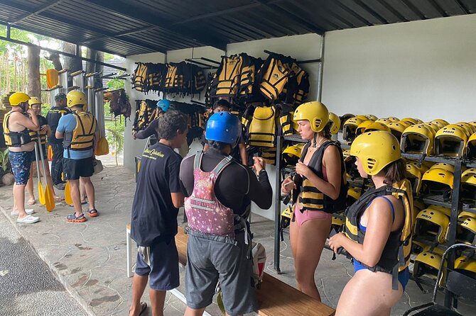 Bali White Water Rafting Yellow Garden - Shower, dry clothes, and a view over lunch