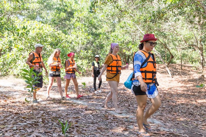 Bamboo Rafting and Eco Delight Story PRIVATE 4 persons - From Phuket - Khao Na Yak savanna: a short walk to the sand