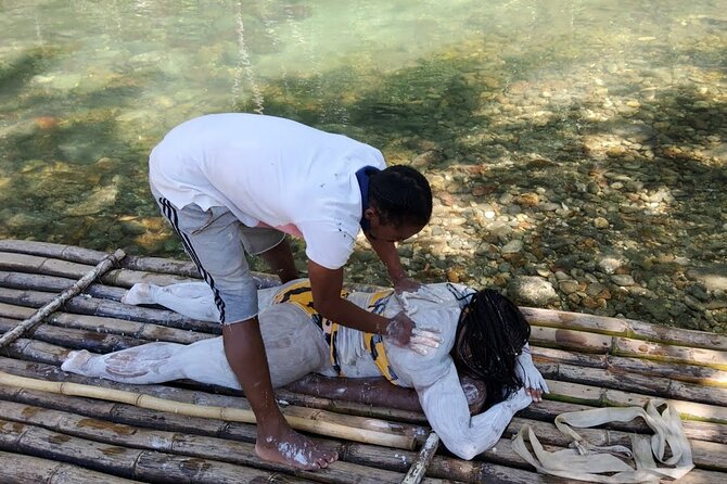 Bamboo Rafting and Limestone Massage in Montego Bay - Your raft captain can make a big difference