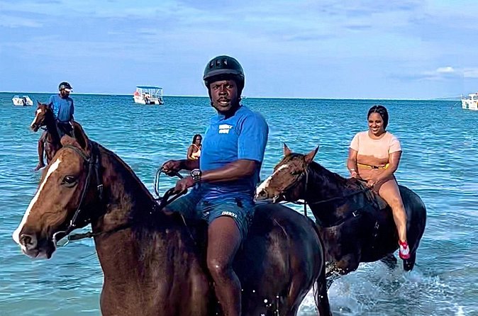 Bamboo Rafting, Dunns River , Zipline And Horseback Ride Combo - Bamboo rafting on the White River