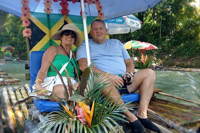 Bamboo Rafting Experience with Limestone Massage - The raft ride, from first step to return
