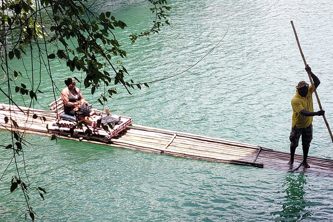 Bamboo Rafting, Frenchman Cove, Boston Jerk Centre in Portland - Key points at a glance