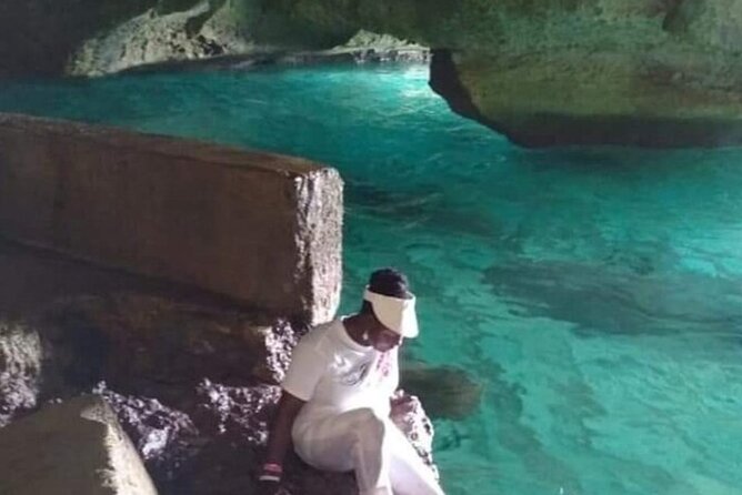 Bamboo Rafting Limestone Foot Massage/Negril 7 Miles Beach/Ricks Cafe Combo - Who will enjoy this outing most?