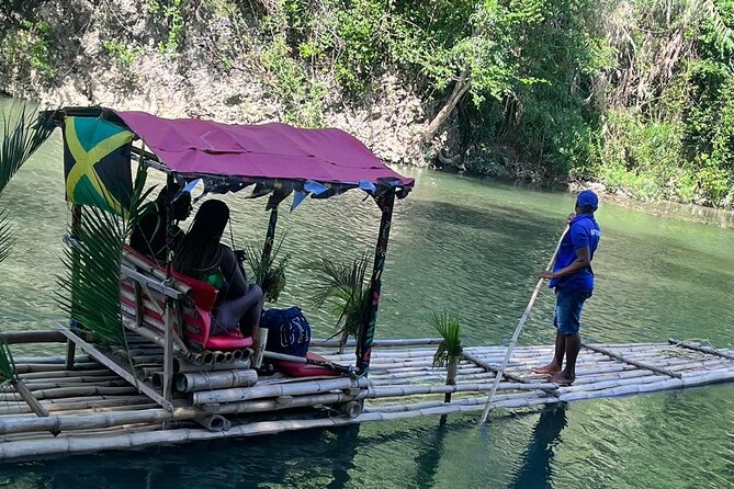 Bamboo River Rafting in Ocho Rios - A gentle float on the White River