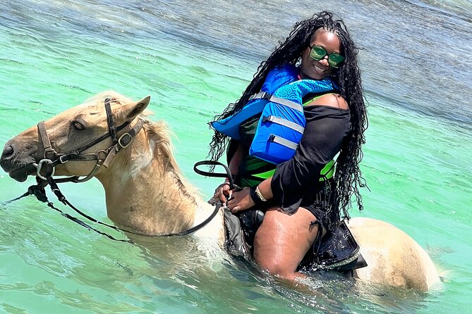 Bamboo River Rafting with massage and Horseback ride in ocean - Meeting in Montego Bay and getting on the road