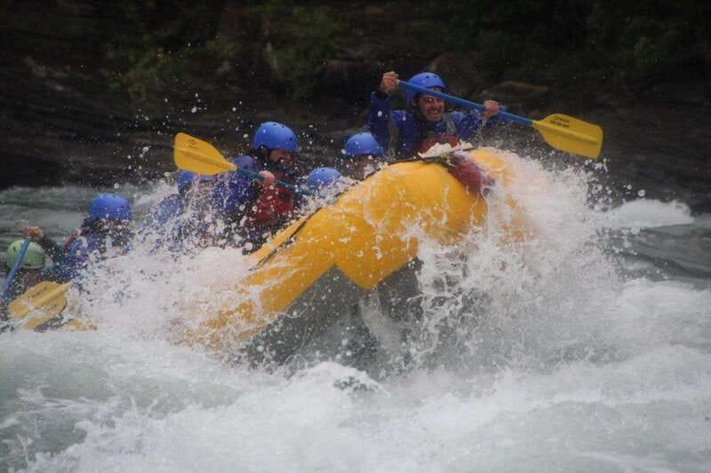 Banff: Morning Whitewater Rafting Tour in Horseshoe Canyon - Getting ready without overpacking