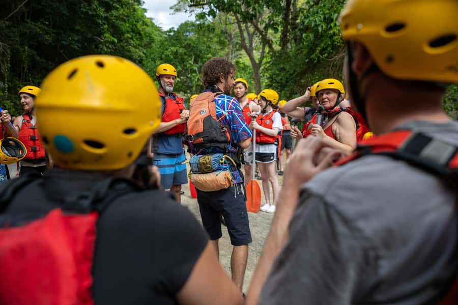 Barron Gorge: Half-Day Barron River White-Water Rafting - Meeting at Lake Placid and getting to the launch