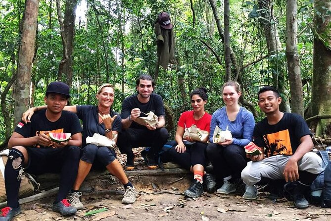 Bukit lawang tour 3days-2 night jungle trekking including rafting - Day three: a choice between a short walk and a slow morning