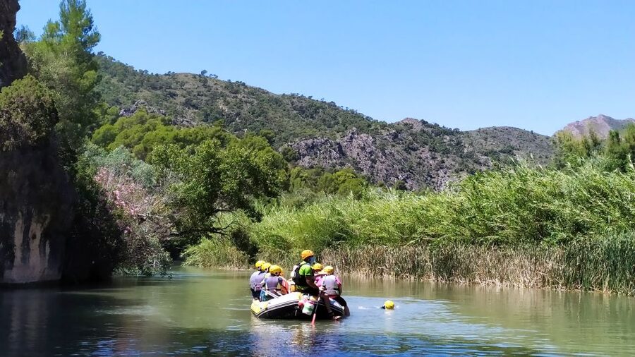 Calasparra: Almadenes Canyon Rafting with Caves and Rock Art - Monigotes Cave and the meaning of the red paintings