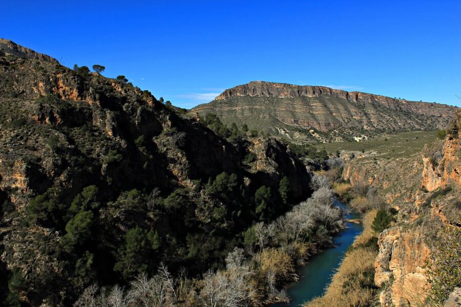 Calasparra: Almadenes Canyon Rafting with Caves and Rock Art - Swimming, wet feet, and what to bring