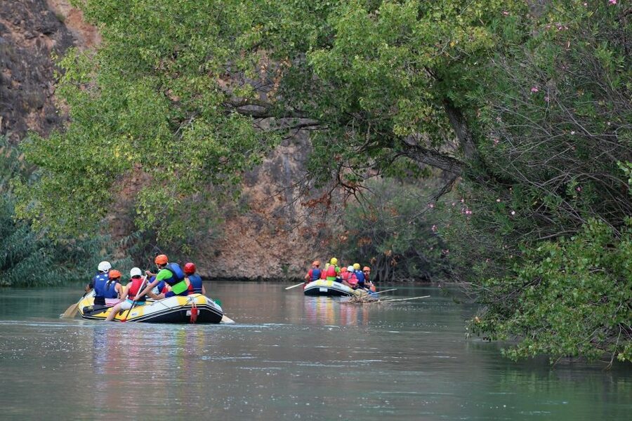 Calasparra: Almadenes Canyon Rafting with Caves and Rock Art - The finish, transfers, and meeting-point warning
