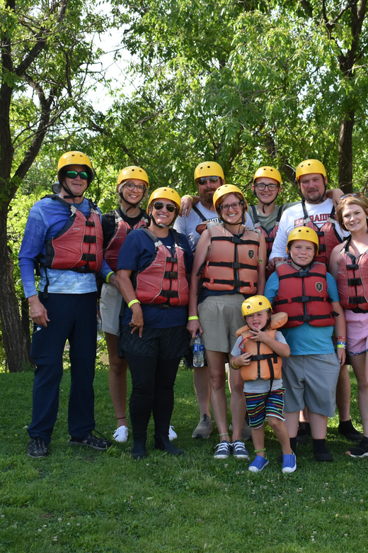 Cañon City: Family Float Rafting With Lunch, Photo & Wetsuit - Meeting at Raft Masters in Cañon City