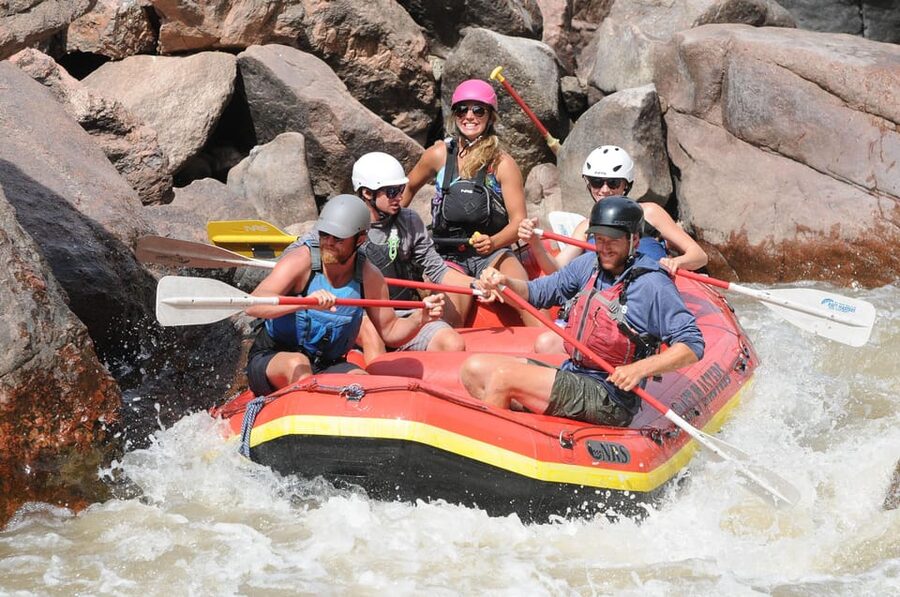 Cañon City: Royal Gorge Rafting with Wetsuit, Lunch & Photos - The included photo is useful, but manage expectations