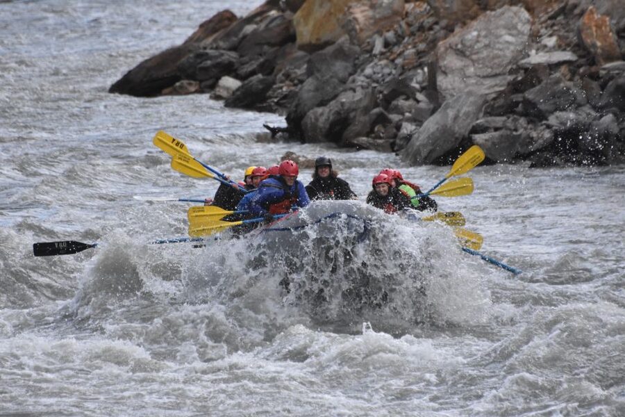 Canyon Run: Denali National Park Class IV Whitewater Rafting - Who should book this rafting trip?