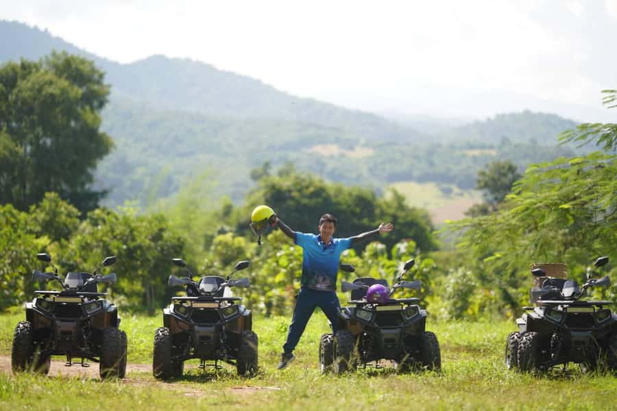 Chiang Mai: ATV Adventure 2-Hrs,Feeding,Rafting & Lunch Trip - Bamboo rafting on the Mae Wang River