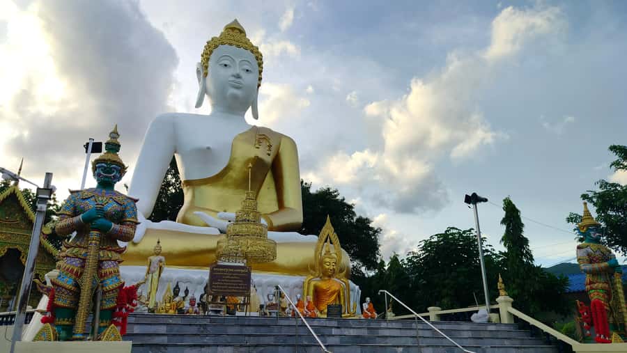 Chiang Mai: Bamboo Rafting and Wat Phra That Doi Kham - Key points to know before you book