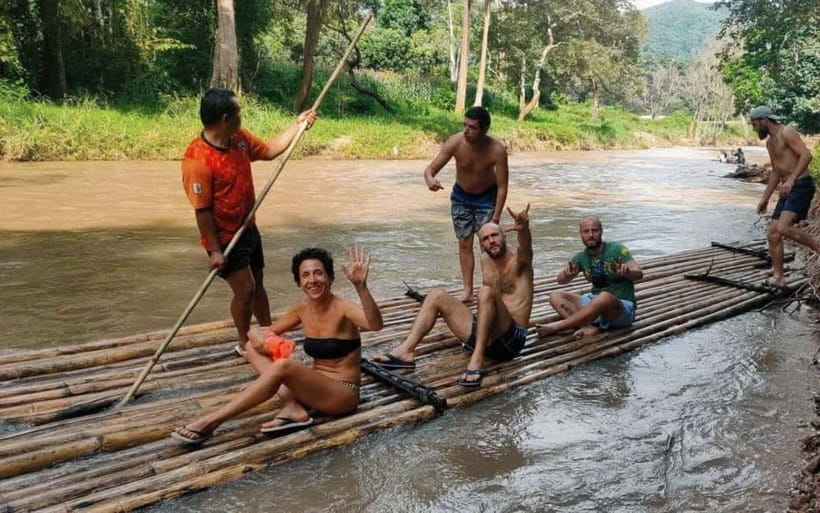 Chiang Mai: Jungle Trek, Elephants care & Bamboo Rafting - A market stop with a practical purpose