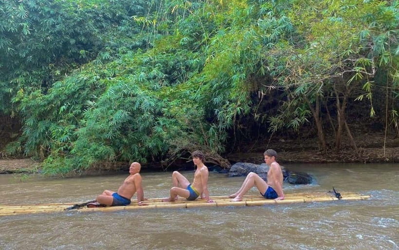 Chiang Mai: Jungle Trek, Elephants care & Bamboo Rafting - Bamboo rafting on the Mae Win river