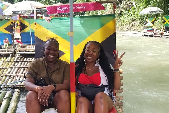 Customized Happy Hour Bamboo Rafting+Limestone Massage + Shopping - Photos, souvenirs, and the shopping element