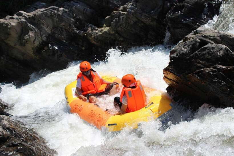 Da Nang: Full-Package Rafting & Zipline Private Tour (Lunch) - A traditional lunch after the water