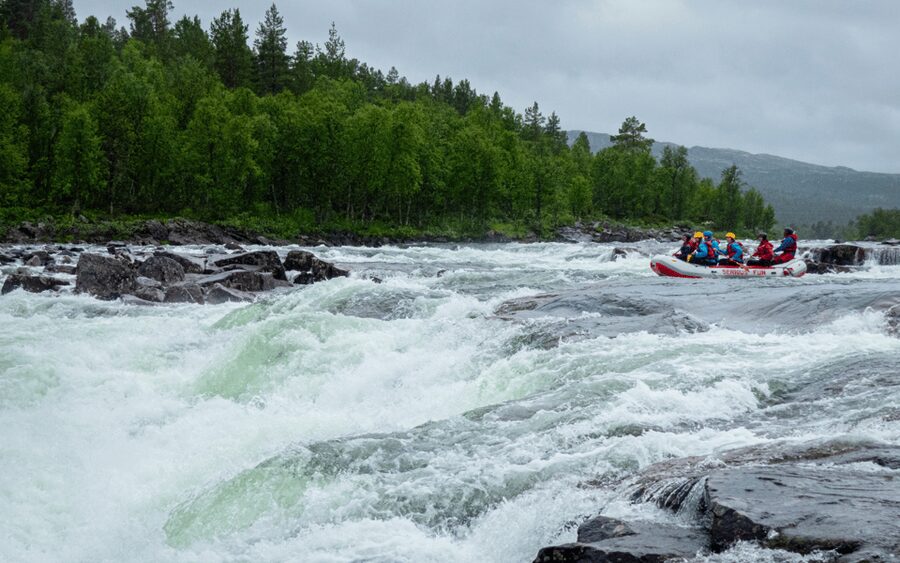 Dagali/Geilo: Wild Viking white water rafting - level 3 - Why the Numedalslågen makes this trip different