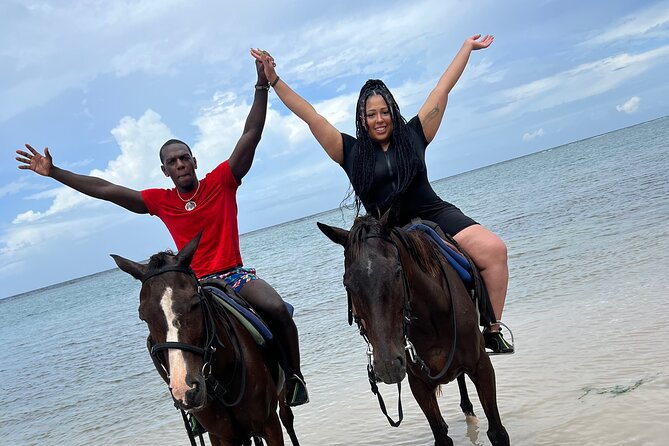 Dunns River Falls, Rafting, Zipline & Horseback from Montego Bay - Rio Nuevo and the extra stops