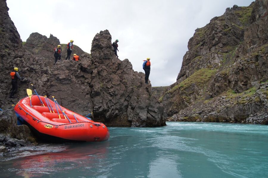 East Glacial River Extreme Rafting - What happens at Bakkaflöt before you reach the river