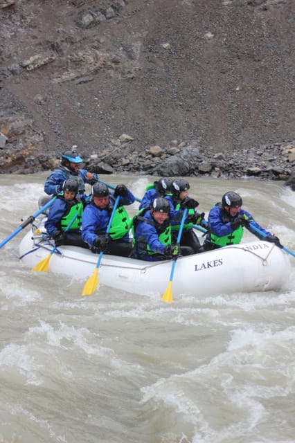 El Chalten: Rio de las Vueltas and Patagonia Rafting - What the guides add to the experience