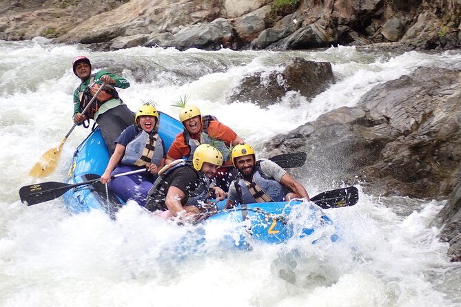 Enjoy An Amazing Rafting Experience In Caribbean - Meeting at Jaraventura in C. la Piña