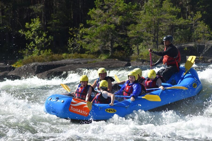 Evje: White Water Rafting Trip on Norway's Warmest Rivers - The main rapids come twice