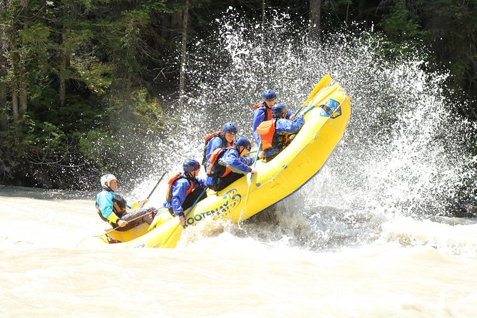 Extreme Whitewater Rafting on Kicking Horse River - What class 3 and 4 water means for you