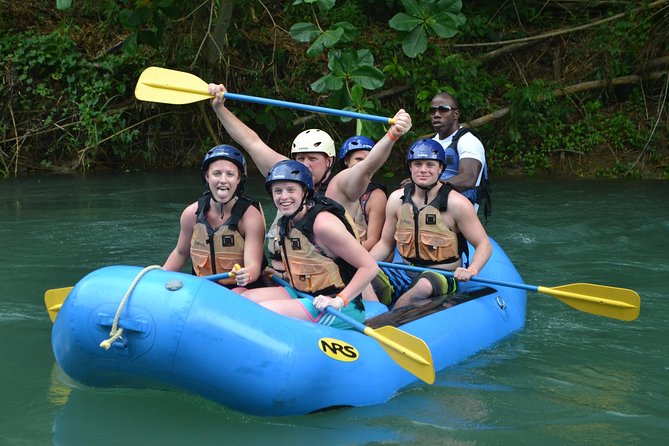 Falmouth Waterfalls Rafting and Beach Adventure - What the Rio Bueno rafting actually feels like