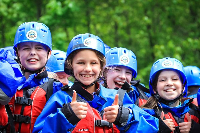 Family Friendly Cheakamus Splash Rafting - Splashy Rapids and Squamish Valley Views