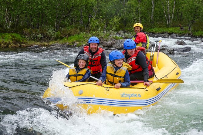 Family-Friendly Whitewater Rafting Experience - level 1 - On the river: gentle action with room for fun
