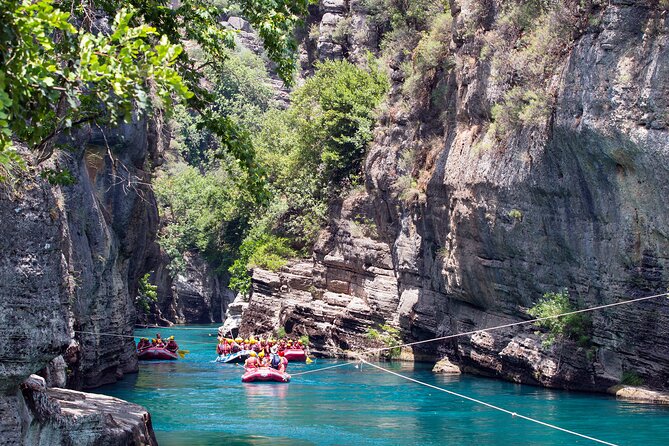 Family Rafting Trip at Köprülü Canyon Incl. Lunch from Kemer - Riverside lunch after the rafting