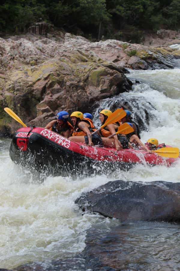 Florianópolis: RAFTING AVENTURA - Jungle scenery and breaks between the rapids