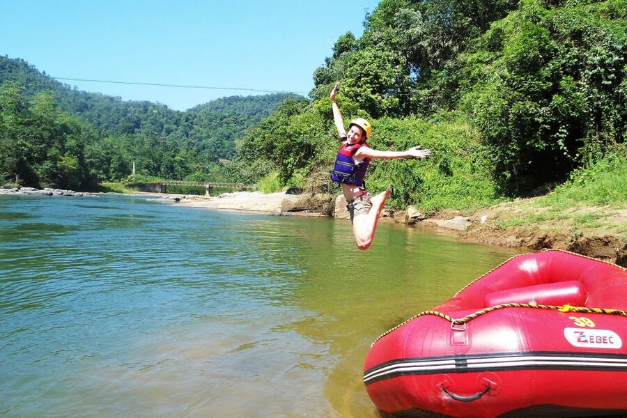 From Colombo: Adventure water Rafting In Kitulgala Day tour - Who should book this rafting trip?
