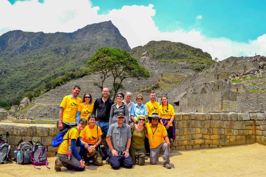 From Cusco: 4-Day Inca Jungle Adventure to Machu Picchu - The guides make a practical difference
